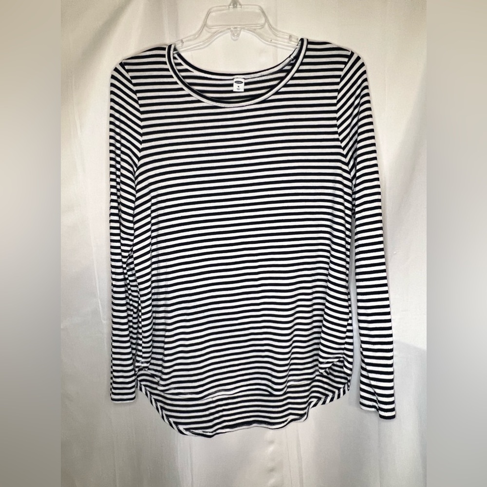 Old Navy Navy Blue & White Striped Long Sleeve Cotton Shirt. Size XL.